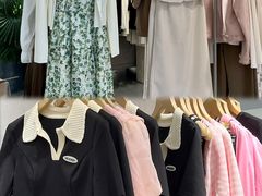 -王府井奥莱临潼小镇(临潼店)