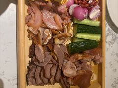 -关东小磨东北菜(漕河泾印象城店)