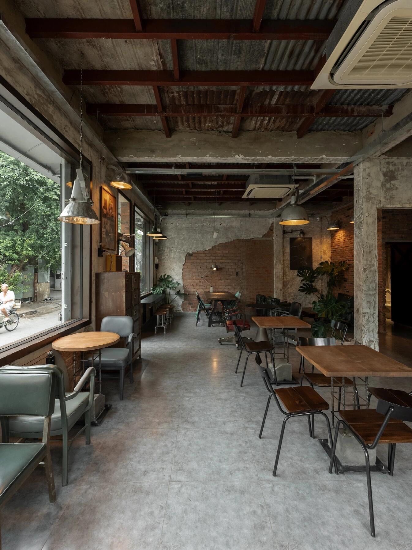 工业水泥风与历史建筑完美契合