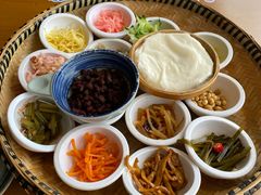 -包整·丝娃娃(一览甲秀楼风景店)