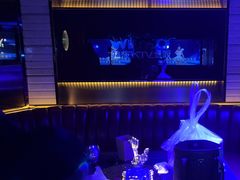 -温莎KTV(珠江路店)