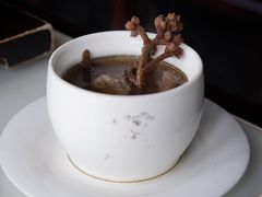 枇杷花炖乳鸽-柳莺湖上·湖景餐厅·江南菜(西湖店)