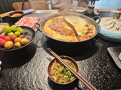 -鹿鸣山草本茶香火锅(园西路店)