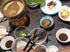 -半岛翡丽海鲜自助餐厅(观风亭店)