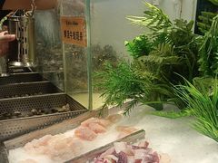-金滏山烤肉·海鲜·火锅自助餐厅(襄阳万达店)