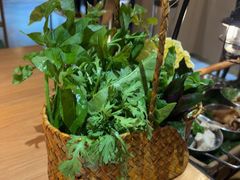 -一朵菌·野生菌探索家火锅(南亚店)