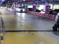 -深圳北站-停车场