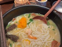 -银米·云南传统过桥米线(双廊黑金冠店)