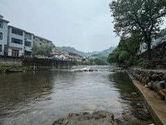 -安吉龙王山峡谷漂流