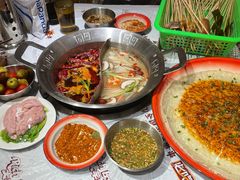 -大芊金重庆串串火锅(南京路店)