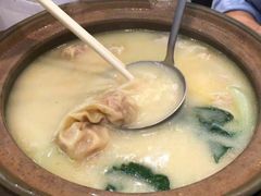 鸡煲鱼翅-鹿鸣春