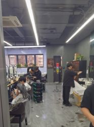 -藤野造型烫发染发