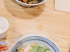 -魔都三兄弟酸辣粉·蘸卤炸串(虹桥万科店)