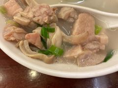 本帮肚肺汤-三两春(浦三路店)