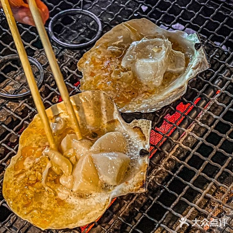 草率了🤔苍蝇馆子的蒜香松叶蟹居然这么好吃！