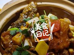 啫啫姜葱鱼头煲-尚一汤·粤菜海鲜(环球港店)