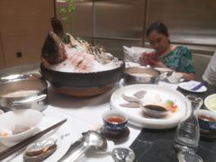 -红鼎豆捞·非遗鲍皇汤火锅(宝丰路店)