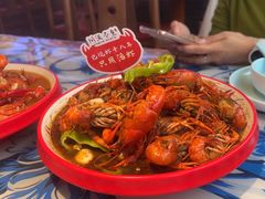-川流不息·地道川菜·小龙虾(新松江路店)