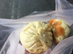 咸蛋黄超人包-老陶包子铺(南大西南村店)