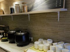 -全季酒店(上海火车站天目西路店)