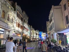 -海口骑楼小吃街