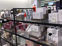 -ZARA(熙地港店)