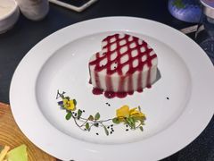 -辣尚瘾·烤鱼·新川菜(牡丹园直营店)