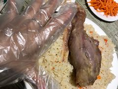 豪华羊腿饭-巴依家新疆手抓饭(菱角湖万达店)