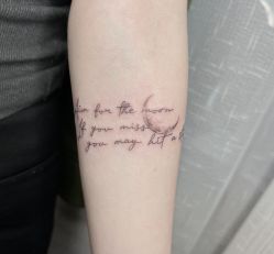 -明星刺青·洗纹身