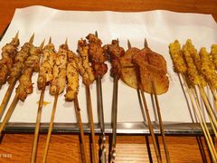 -京狮炙燥·精酿烧烤(首经贸店)