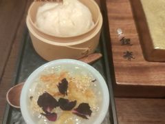 -银米·云南传统过桥米线(双廊黑金冠店)