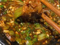 芹菜牛肉-钢管厂歆瑞源油卤串串香(春熙路太古里店)