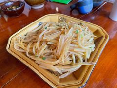 酸辣土豆丝-苗湘食府(十年店)