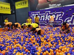 -Tenker Club弹刻极限主题公园 · 蹦床 · 团建 · 生日派对(大关店)