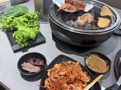 -啊美丽炭火烤肉(滑翔一店)