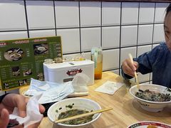 -胡仕光陵水酸粉