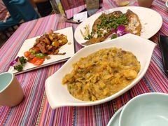 老奶洋芋-香巴拉云南餐厅(华莱坞店)