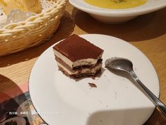 -海维克牛排馆HIGHWIC(右岸环宇坊店)