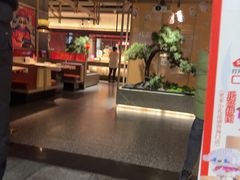 -芝小官毛肚火锅海鲜自助(苏州吴江区万宝店)