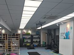-APT运动康复中心(徐汇万科店)