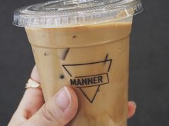 拿鐵-Manner Coffee(芮欧百货店)