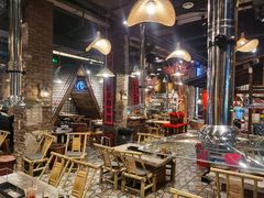 大堂-破瓦寒窑·地摊烤羊排