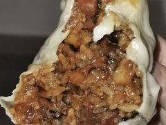 -白玉兰食品(中山公园龙之梦店)