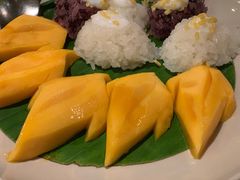 芒果糯米饭-Ruen Urai