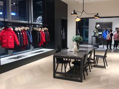 -Canada Goose加拿大鹅(沈阳万象城店)