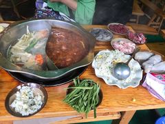 -岗上渣渣老火锅(两路口店)