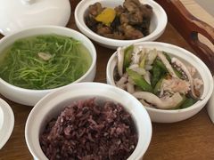 -雪梅月子中心(华侨城店)