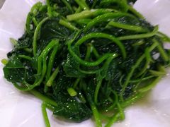 -亚龙湾8号(丁村万人海鲜广场店)