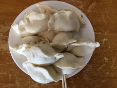 -宝羊老白家包子铺