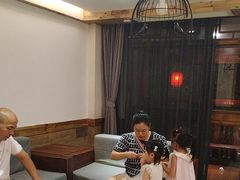 -萬家灯火·私房湘菜·22年老手艺(南岭大道店)